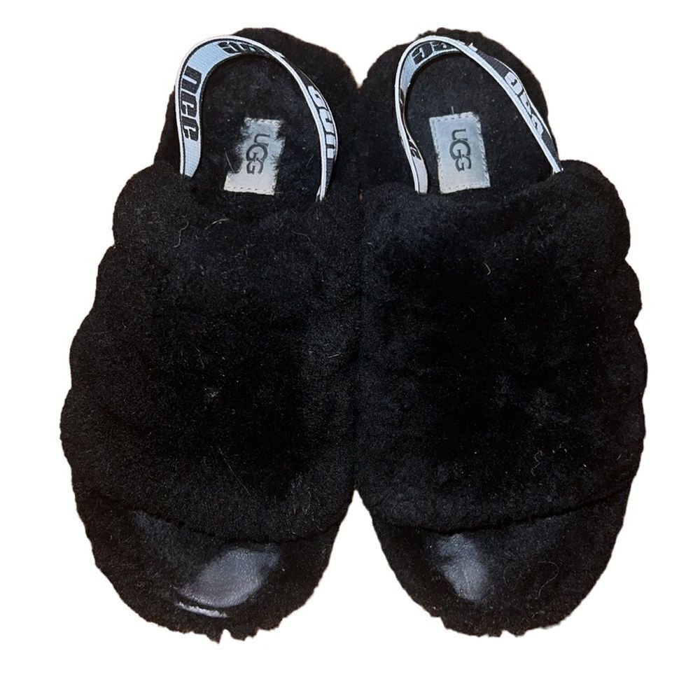 Ugg Black Fur  Slides Sandals  Size 4